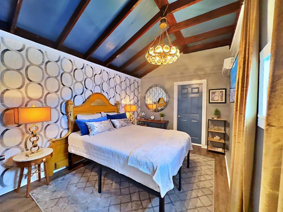 The Q Loft Galveston Villa Exterior photo