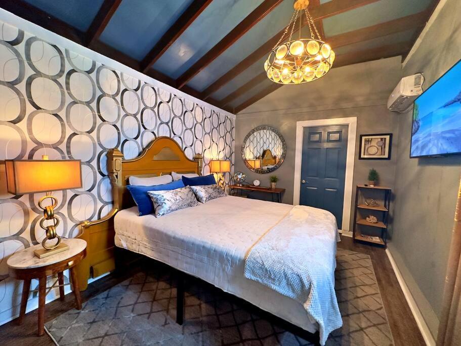 The Q Loft Galveston Villa Exterior photo